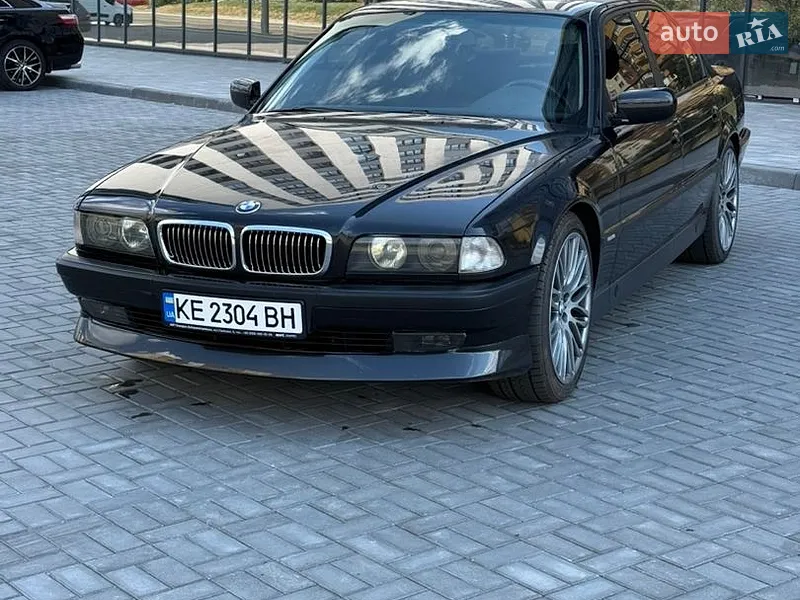 BMW 7 Series 1996