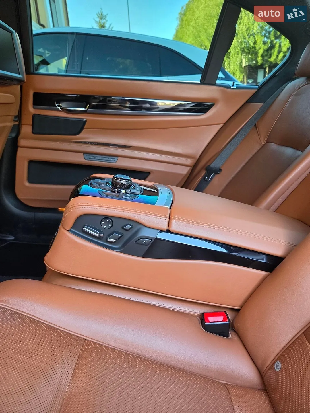 2010 BMW 7er - мініатюра 16