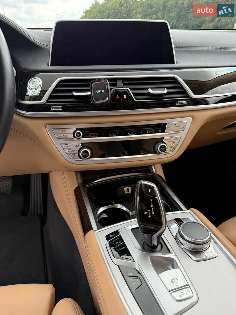 2016 BMW 7er - мініатюра 14
