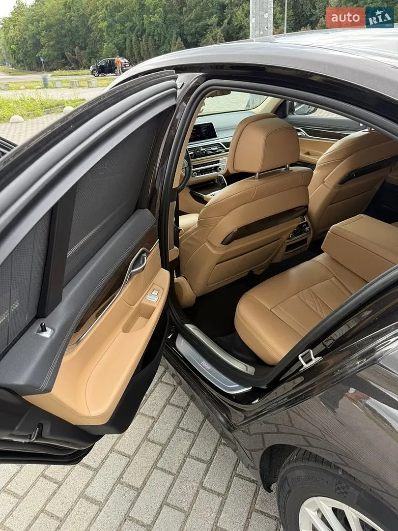 2016 BMW 7er - мініатюра 22