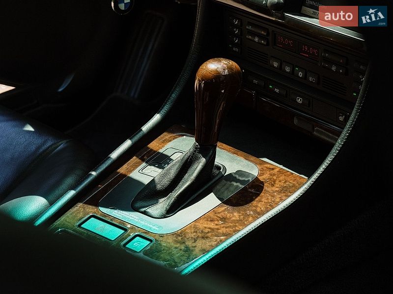 Седан BMW 7 Series 1997 в Киеве