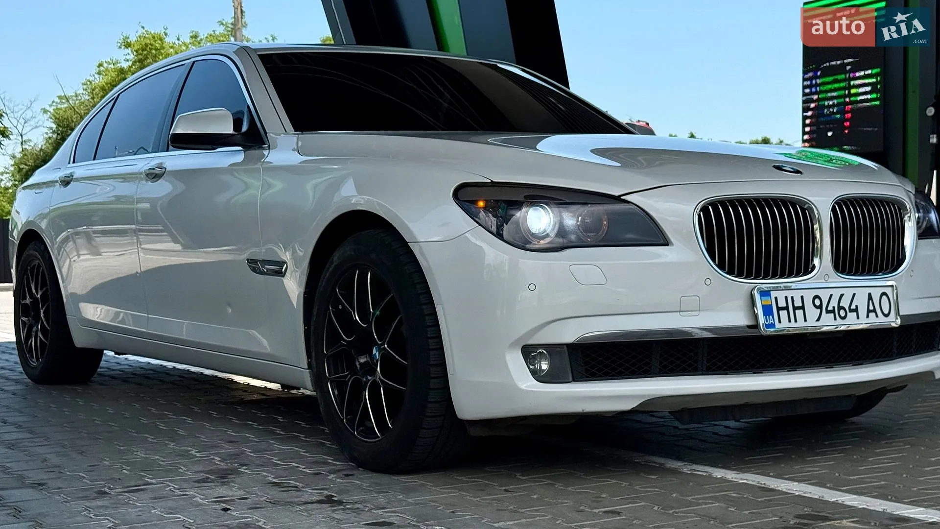2010 BMW 7er - мініатюра 7