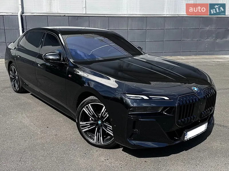 BMW 7 Series 2024