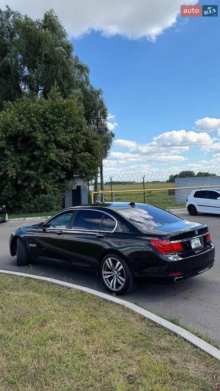 2010 BMW 7er - мініатюра 8