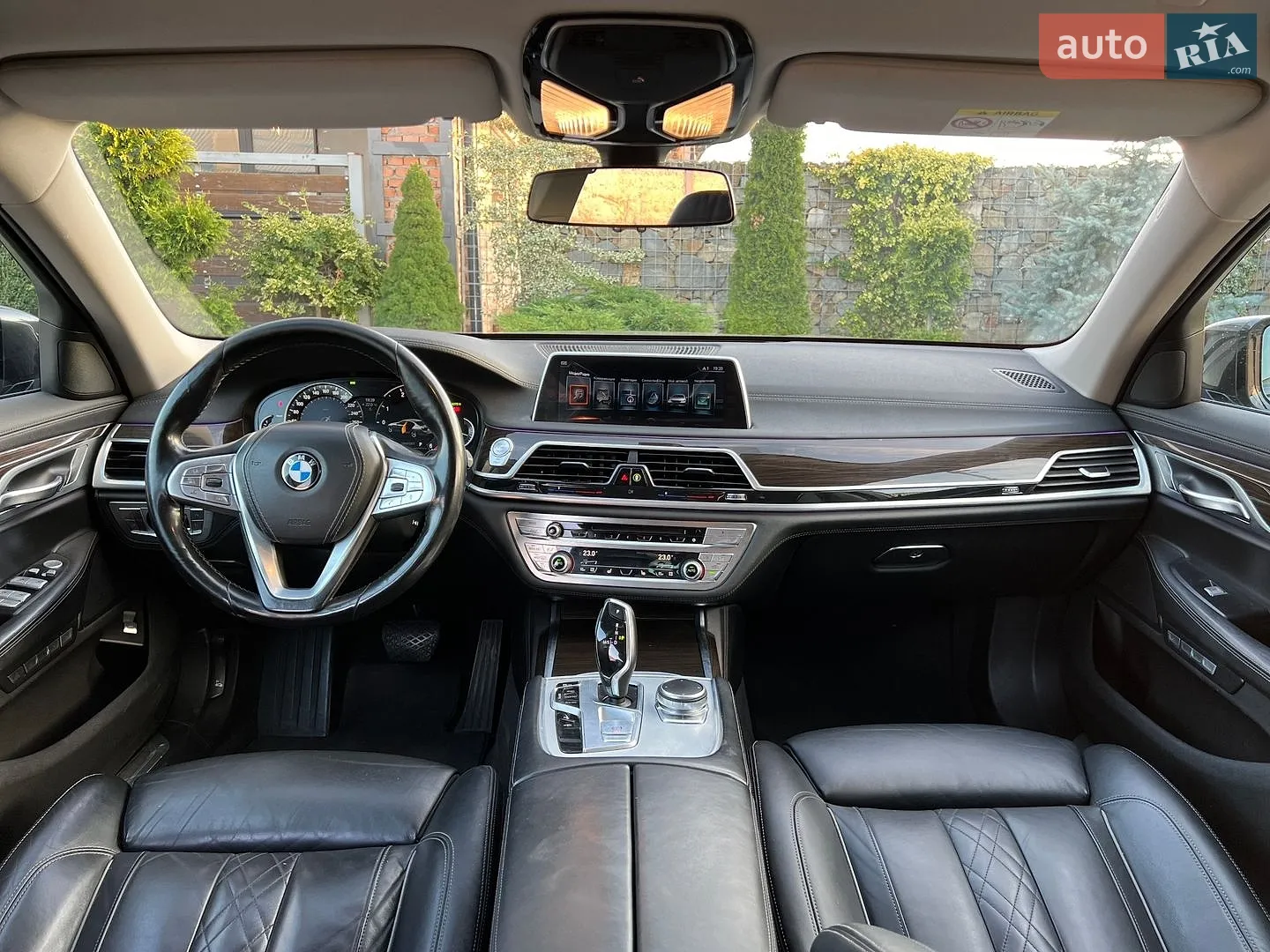 2016 BMW 7er - мініатюра 16