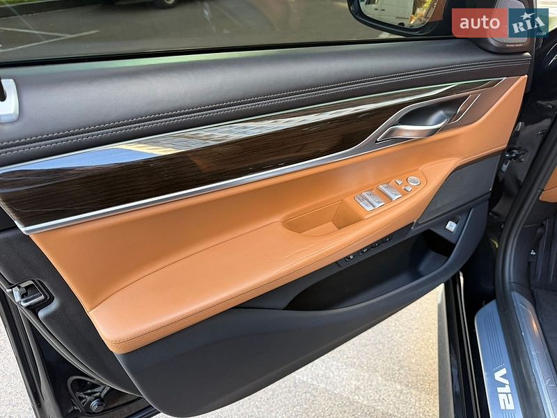 Седан BMW 7 Series 2019 в Києві