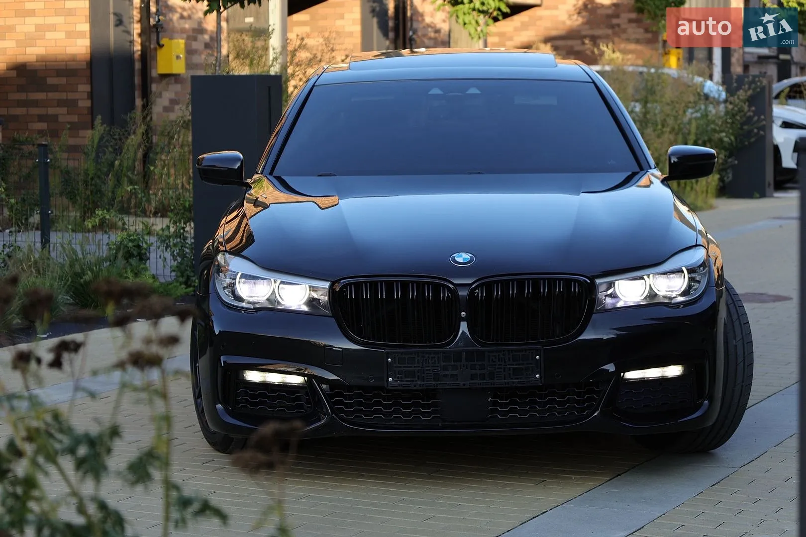 2015 BMW 7er - мініатюра 5