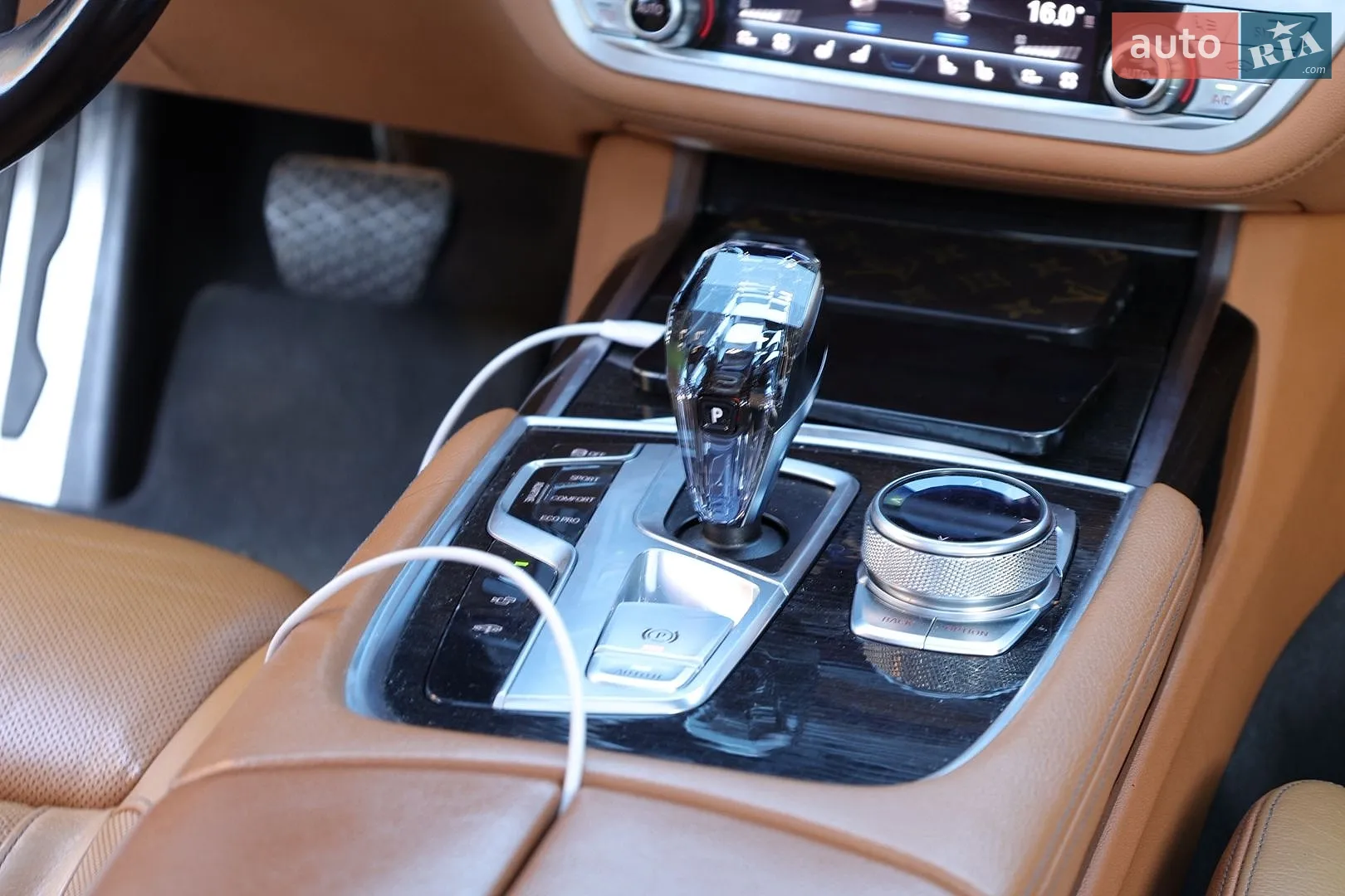 2015 BMW 7er - мініатюра 26