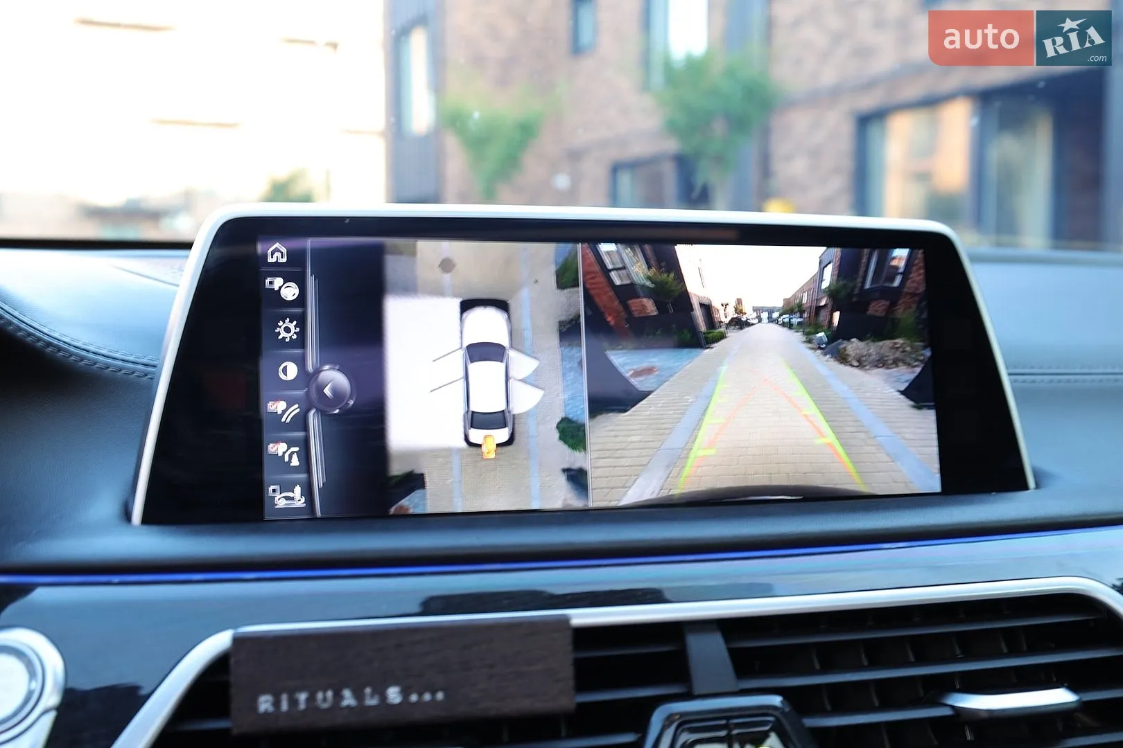 2015 BMW 7er - мініатюра 27