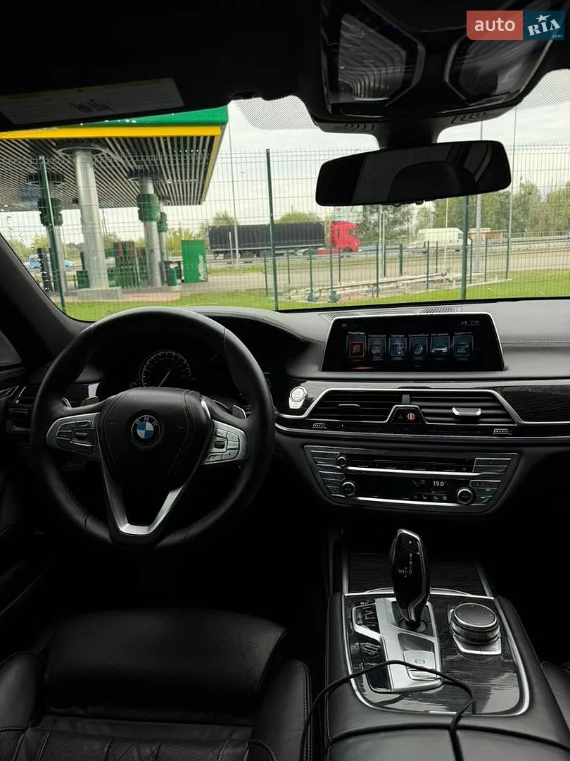2016 BMW 7er - мініатюра 10