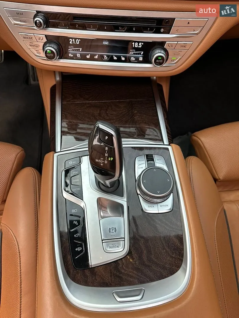 2019 BMW 7er - мініатюра 18