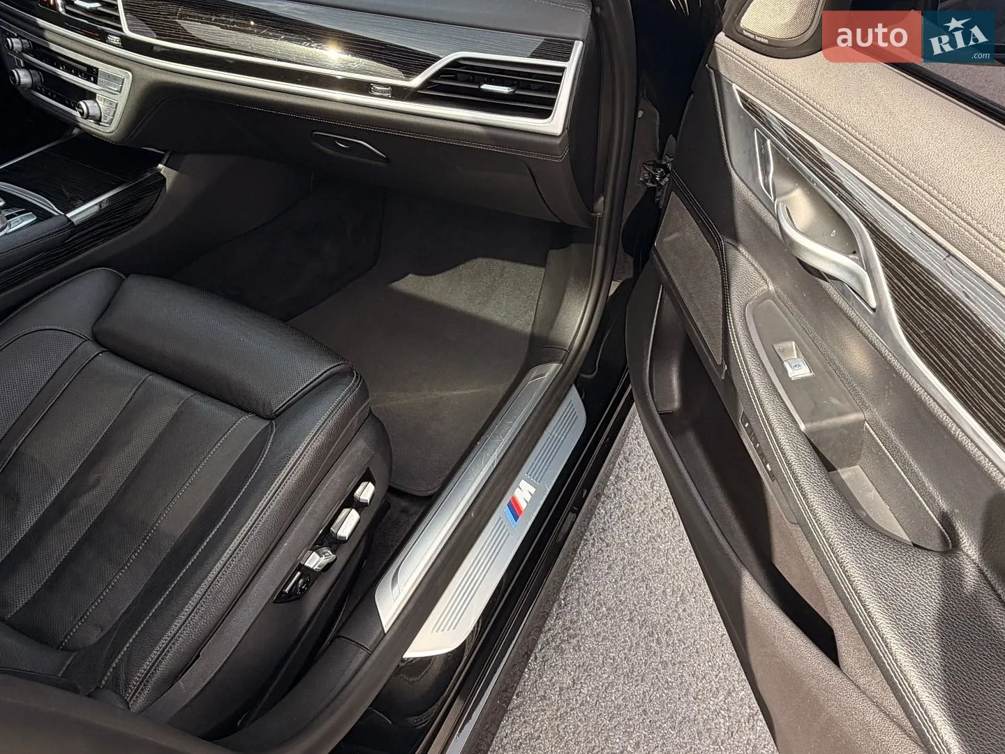 2019 BMW 7er - мініатюра 23