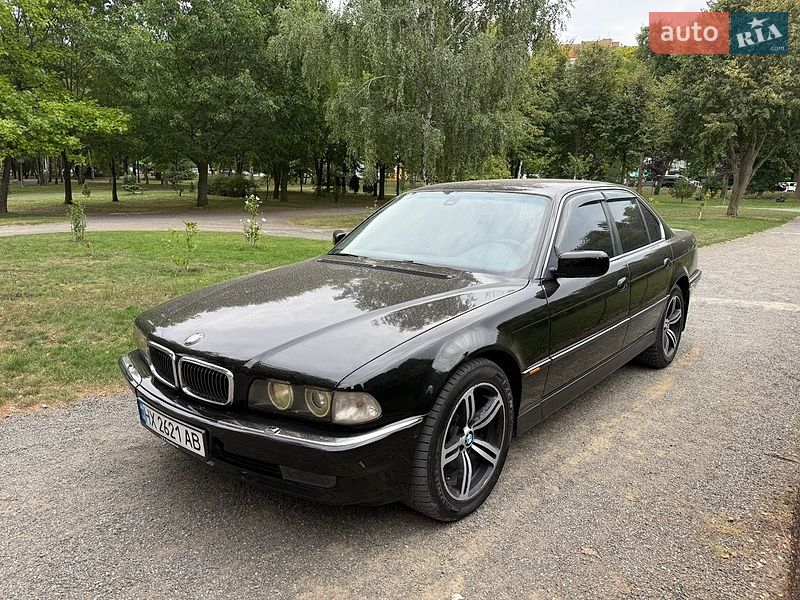 Седан BMW 7 Series 1994 в Хмельницком