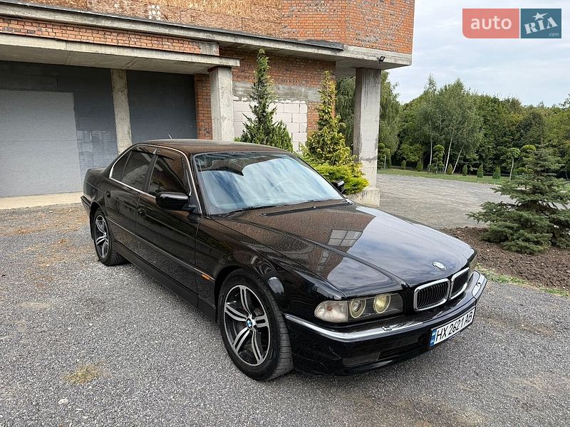 Седан BMW 7 Series 1994 в Хмельницком