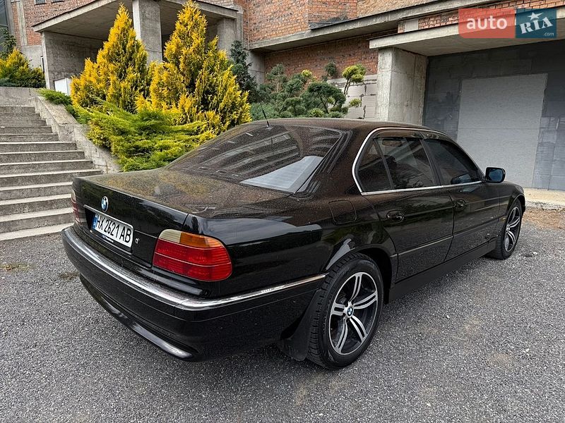 Седан BMW 7 Series 1994 в Хмельницком