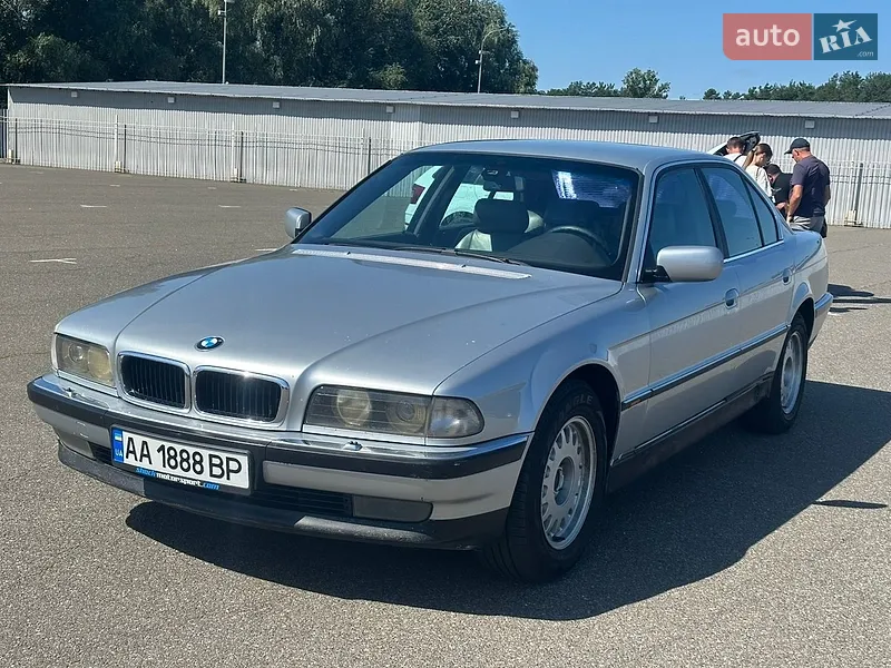 BMW 7 Series 1998