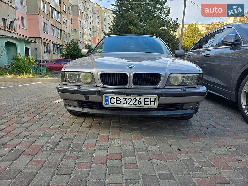 BMW 7 Series 1998