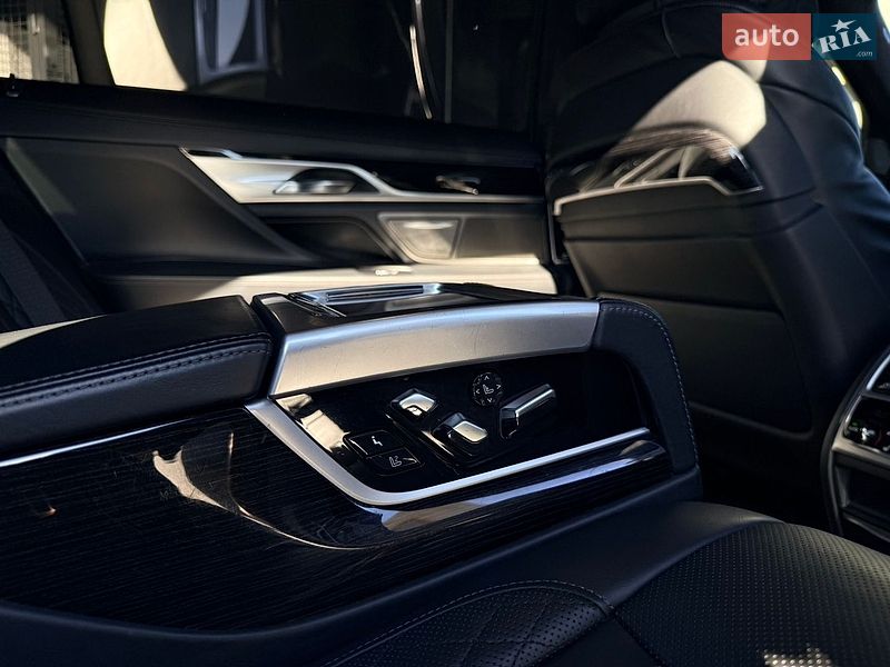 Седан BMW 7 Series 2019 в Калуші фото 46 Седан BMW 7 Series 2019 в Калуші
