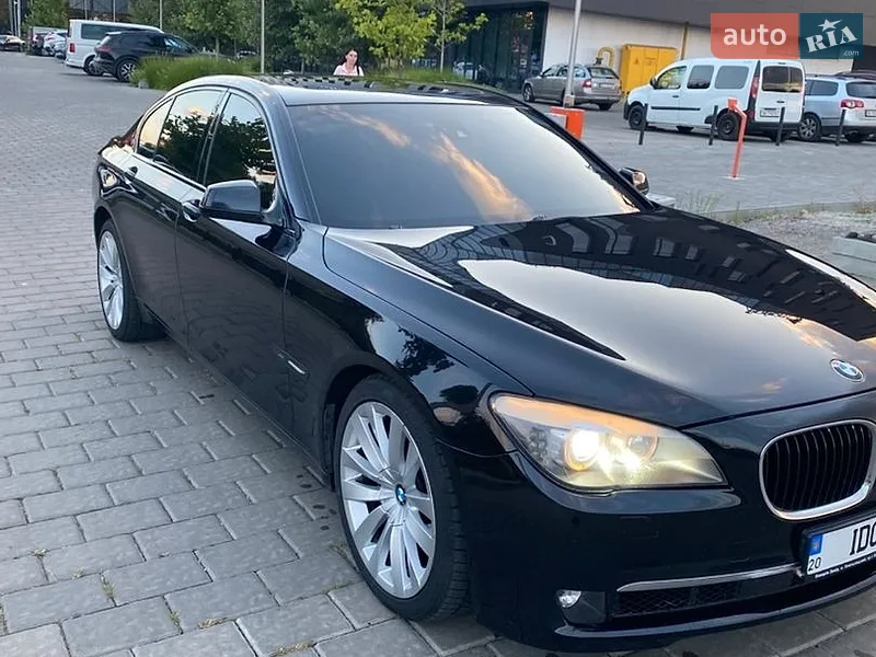 BMW 7 Series 2012