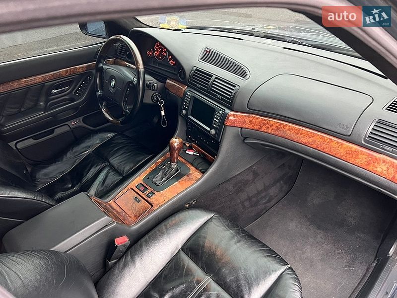 Седан BMW 7 Series 1999 в Любомле
