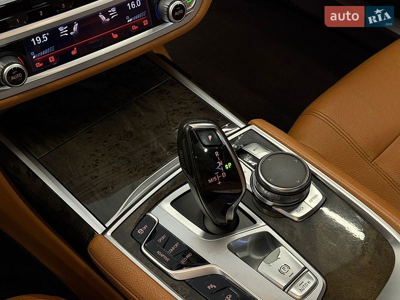 Седан BMW 7 Series 2018 в Одессе