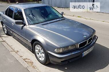 Седан BMW 730 2001 в Киеве