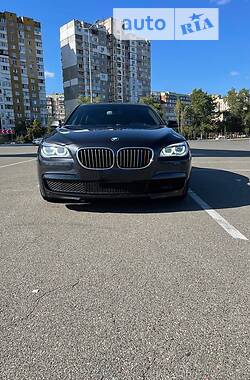 Седан BMW 750 2013 в Києві