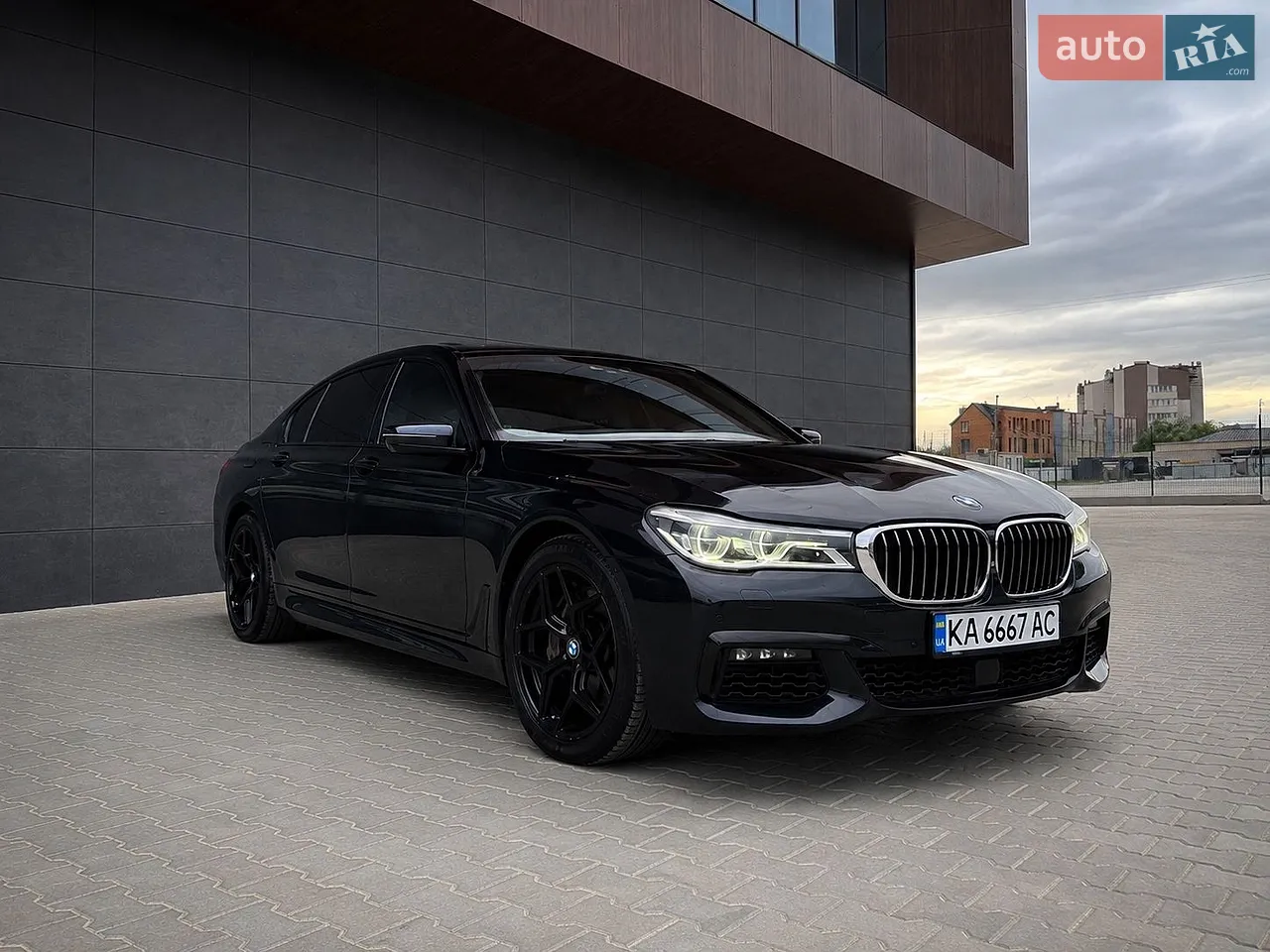 2016 BMW 7er - мініатюра 16