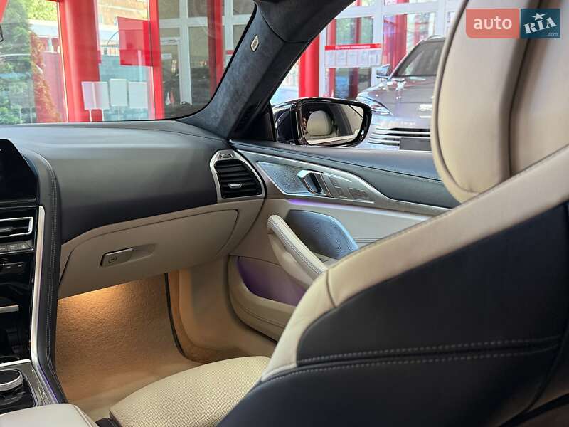Купе BMW 8 Series Gran Coupe 2020 в Києві фото 25 Купе BMW 8 Series Gran Coupe 2020 в Києві