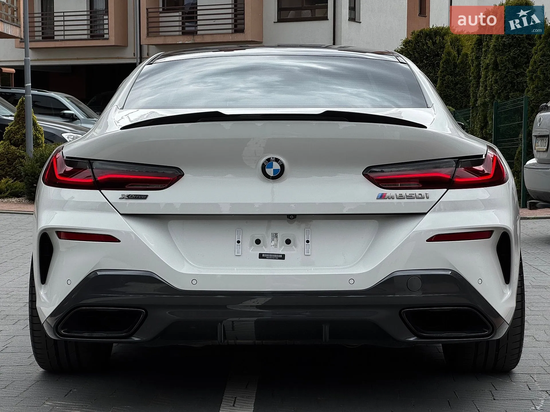 2020 BMW 8er - мініатюра 9