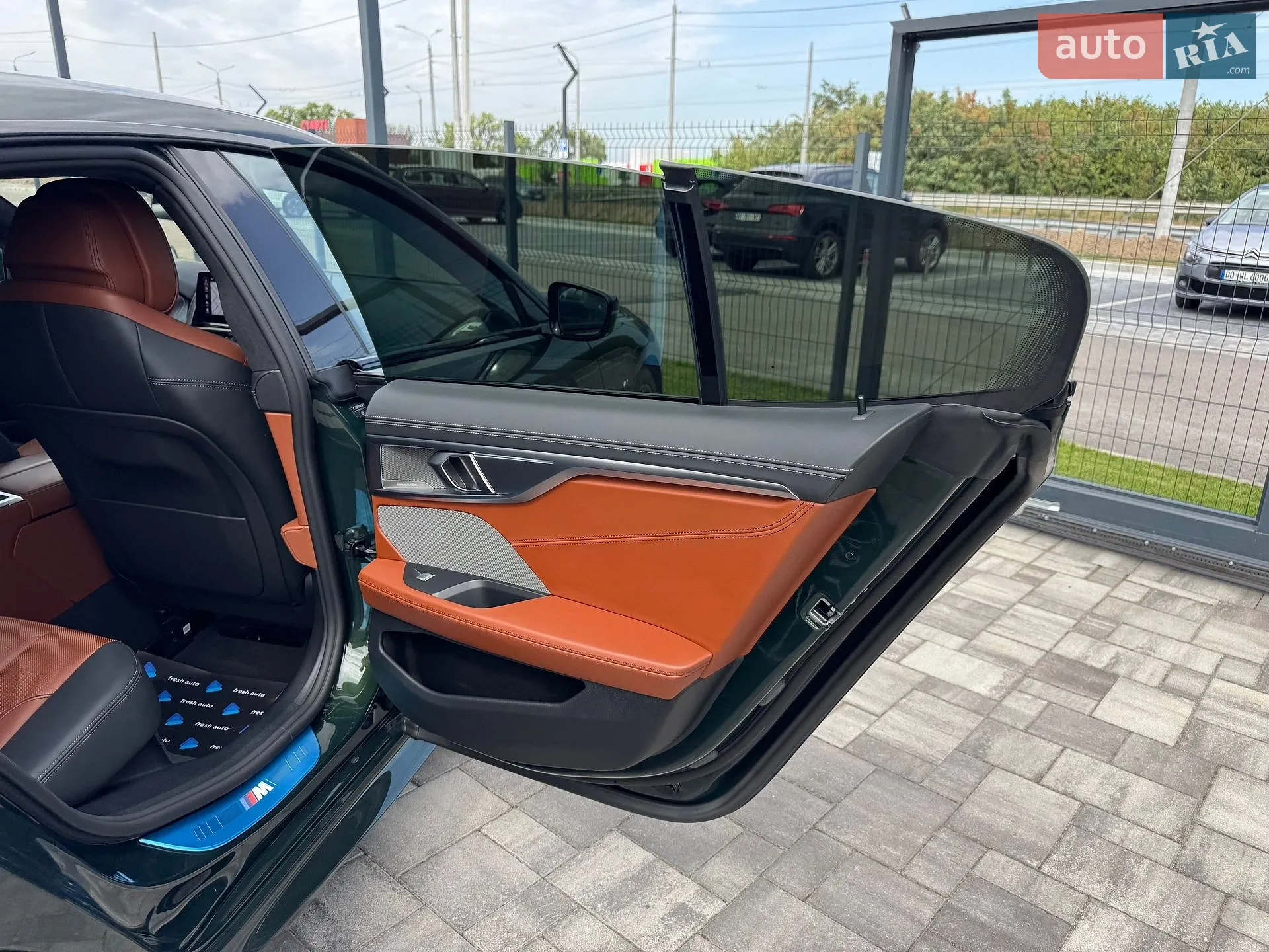 2024 BMW 8er - мініатюра 36