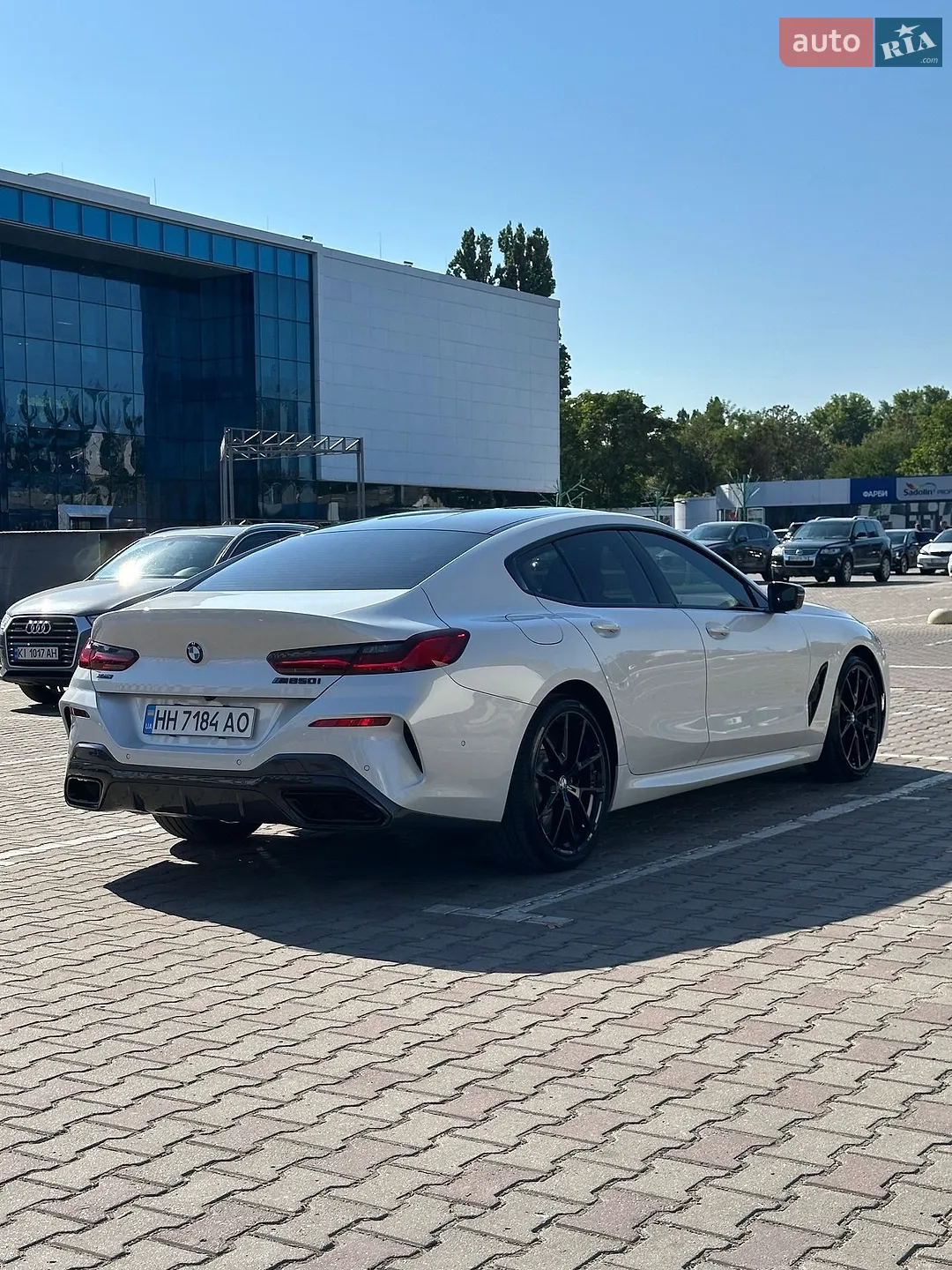 2020 BMW 8er - мініатюра 7