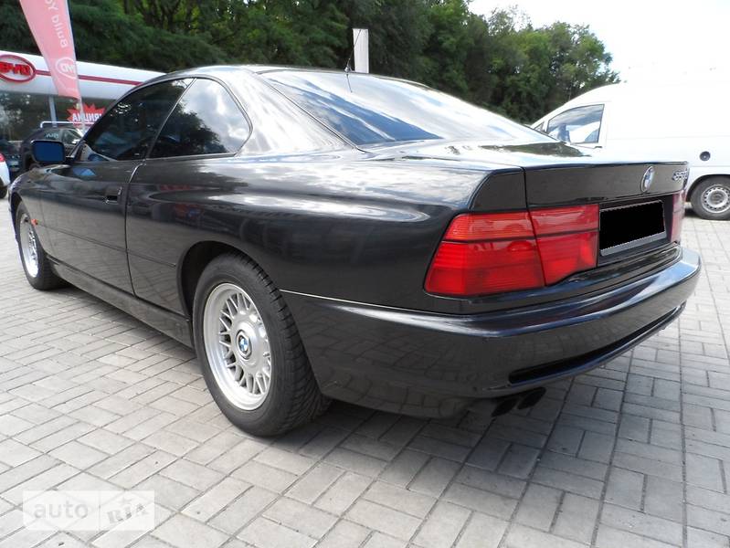 Купе BMW 8 Series 1990 в Дніпрі