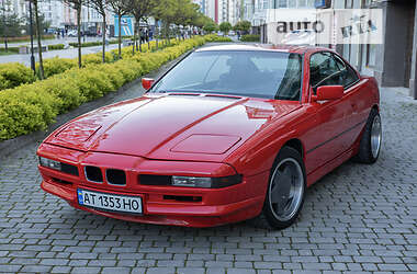 Купе BMW 8 Series 1990 в 