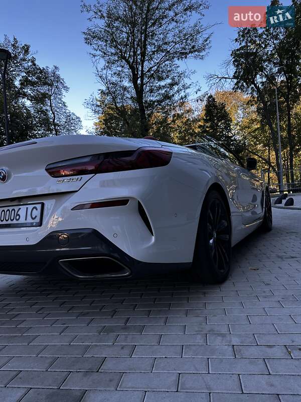 Кабриолет BMW 8 Series 2020 в Киеве