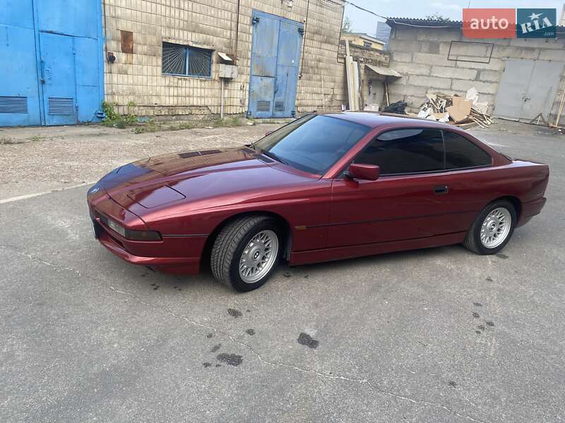 BMW 8 Series 1993