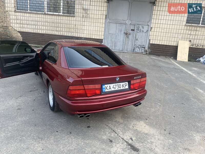 Купе BMW 8 Series 1993 в Києві