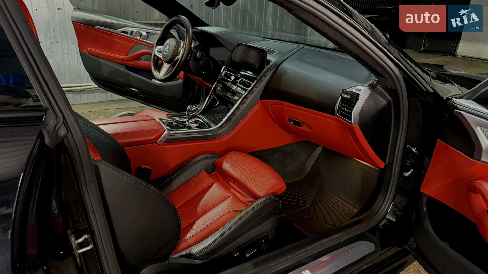 2019 BMW 8er - мініатюра 10