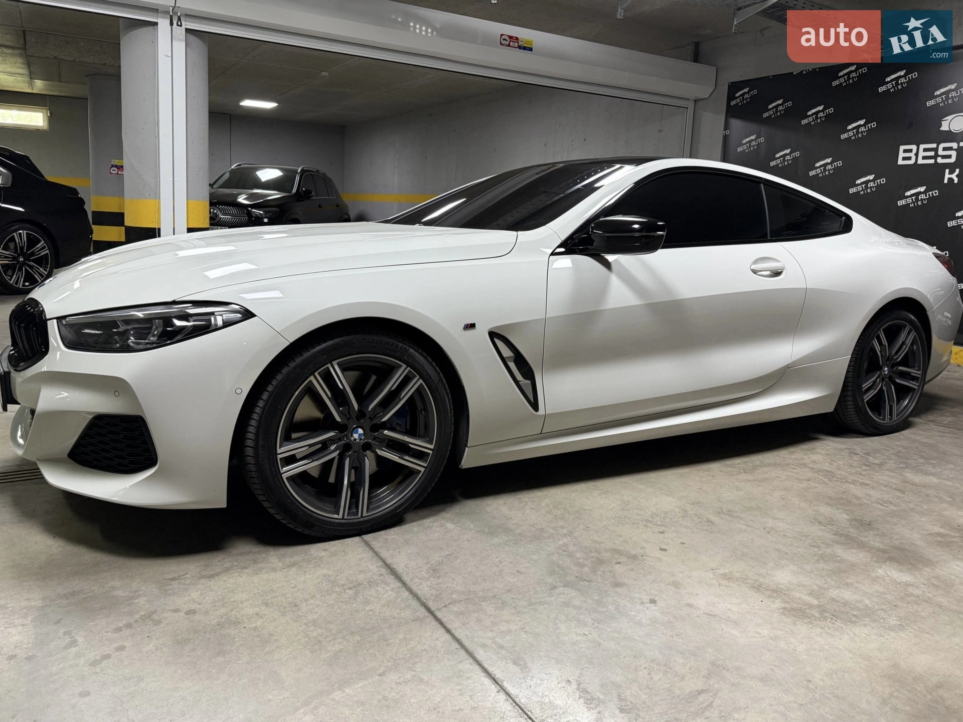 2019 BMW 8er - мініатюра 19