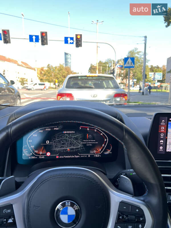 Купе BMW 8 Series 2023 в Львове фото 39 Купе BMW 8 Series 2023 в Львове