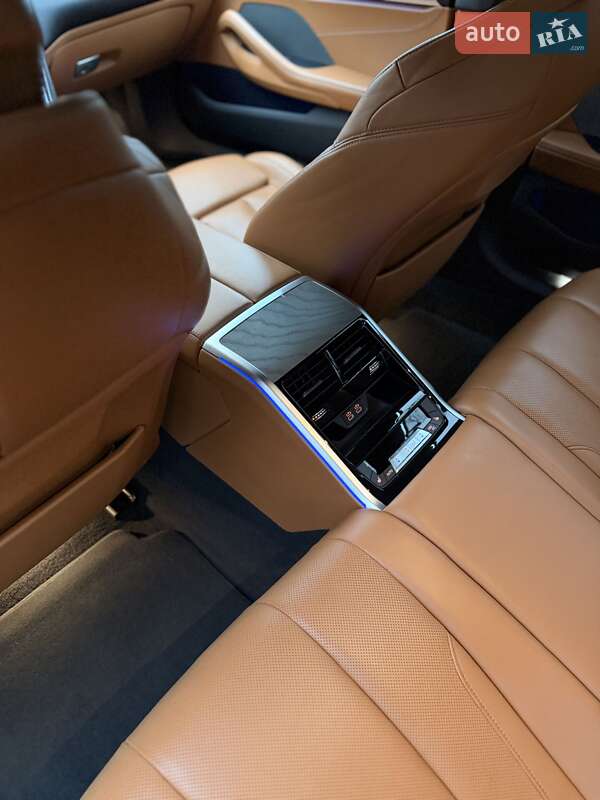 Купе BMW 8 Series 2021 в Одессе