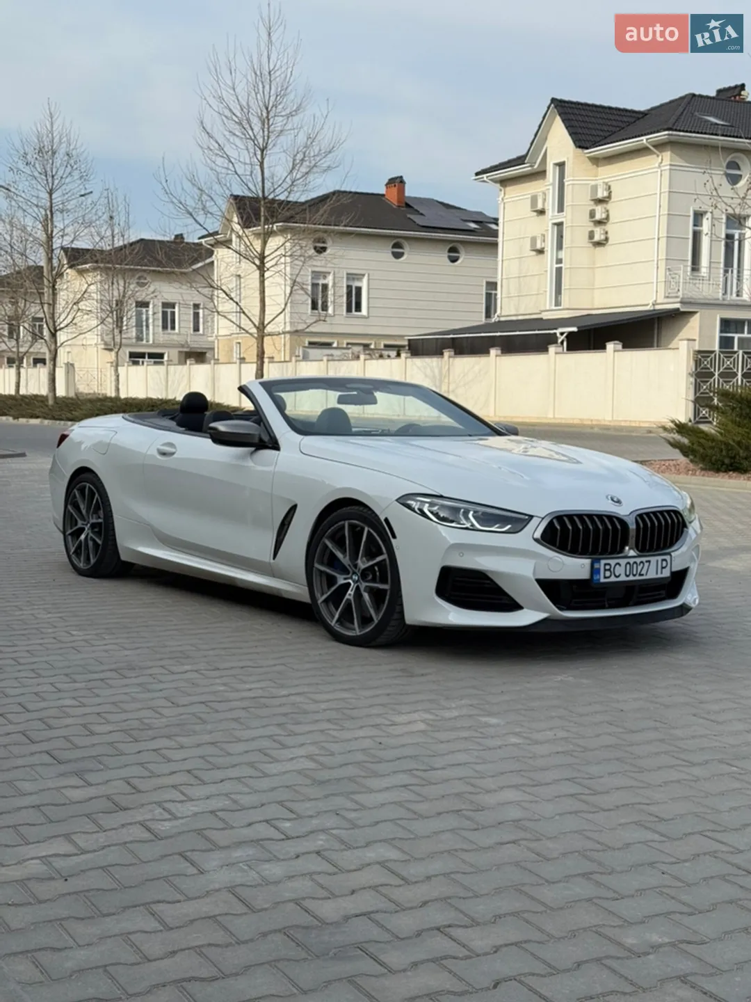 BMW 8 Series 2019 VIN WBAFY4C54KBX39281 фото оголошення 4 з 16
