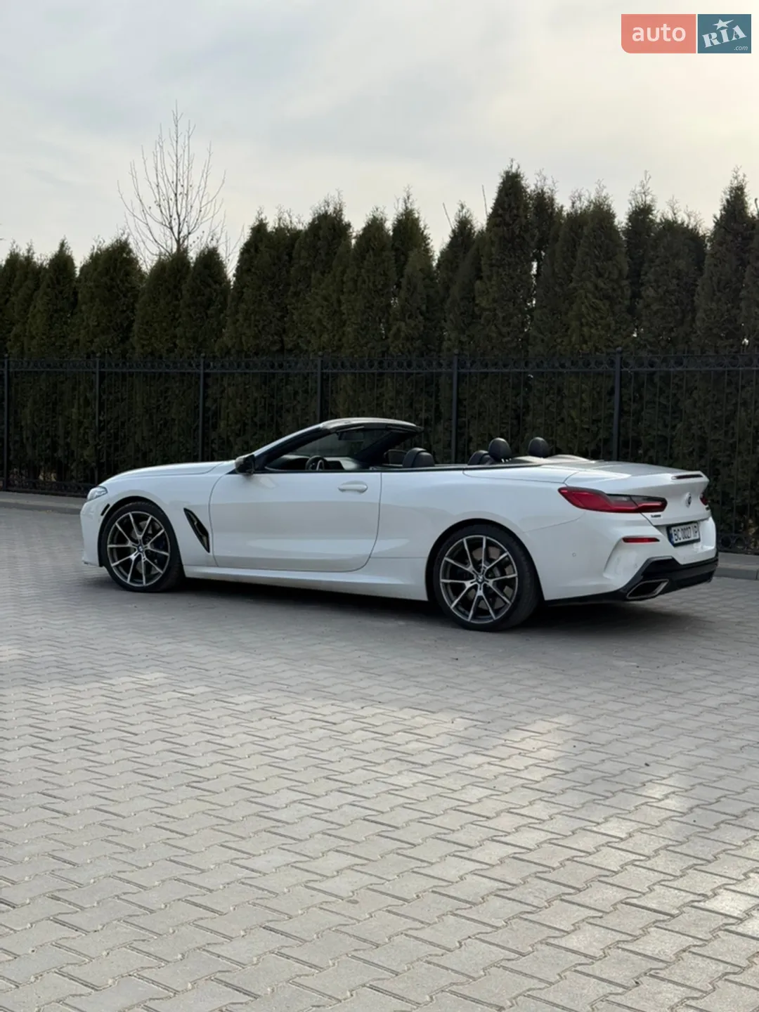 BMW 8 Series 2019 VIN WBAFY4C54KBX39281 фото оголошення 5 з 16