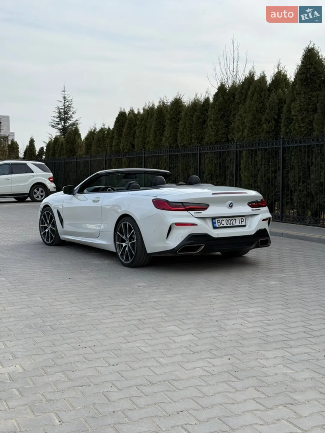 BMW 8 Series 2019 VIN WBAFY4C54KBX39281 фото оголошення 9 з 16