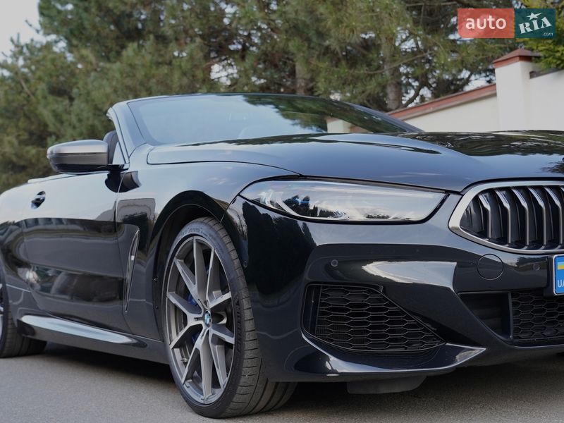 Кабриолет BMW 8 Series 2019 в Киеве фото 17 Кабриолет BMW 8 Series 2019 в Киеве
