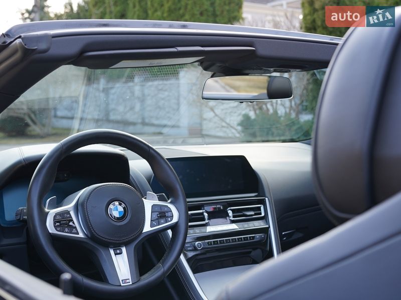 Кабриолет BMW 8 Series 2019 в Киеве фото 31 Кабриолет BMW 8 Series 2019 в Киеве