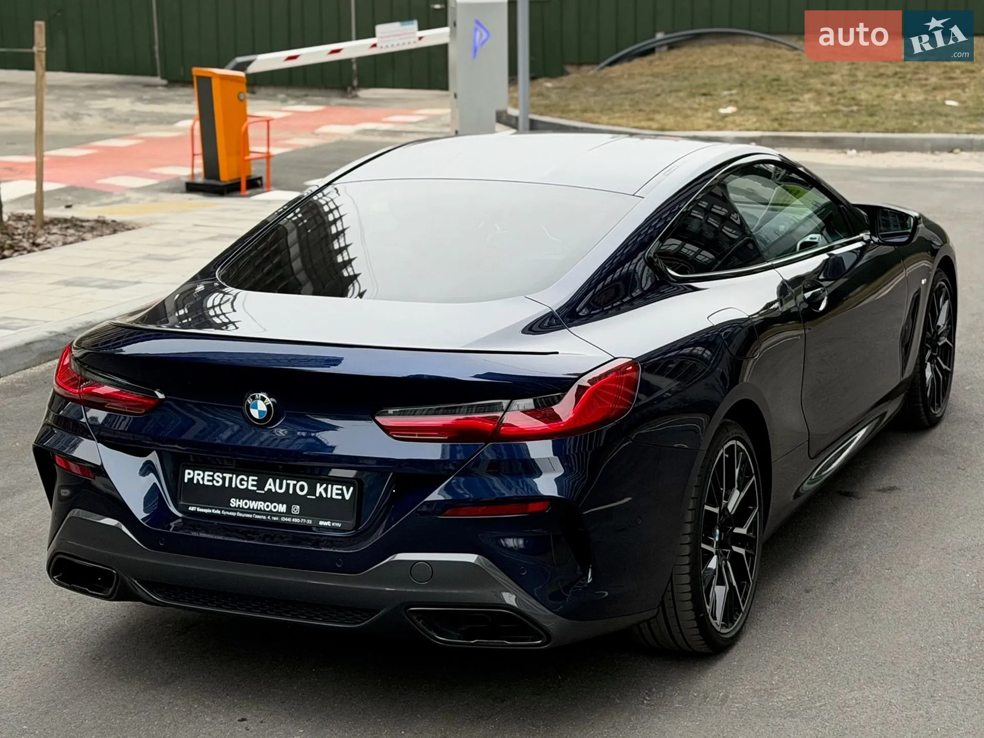 2024 BMW 8er - мініатюра 14