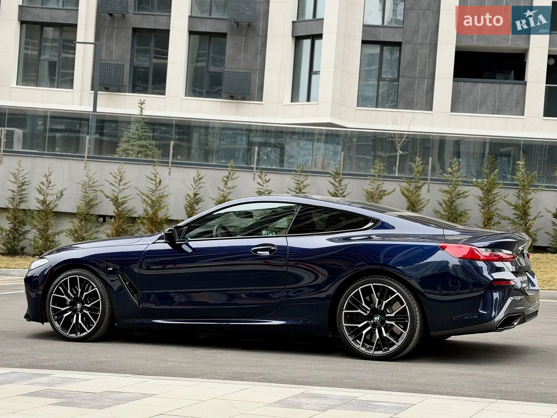 2024 BMW 8er - мініатюра 19