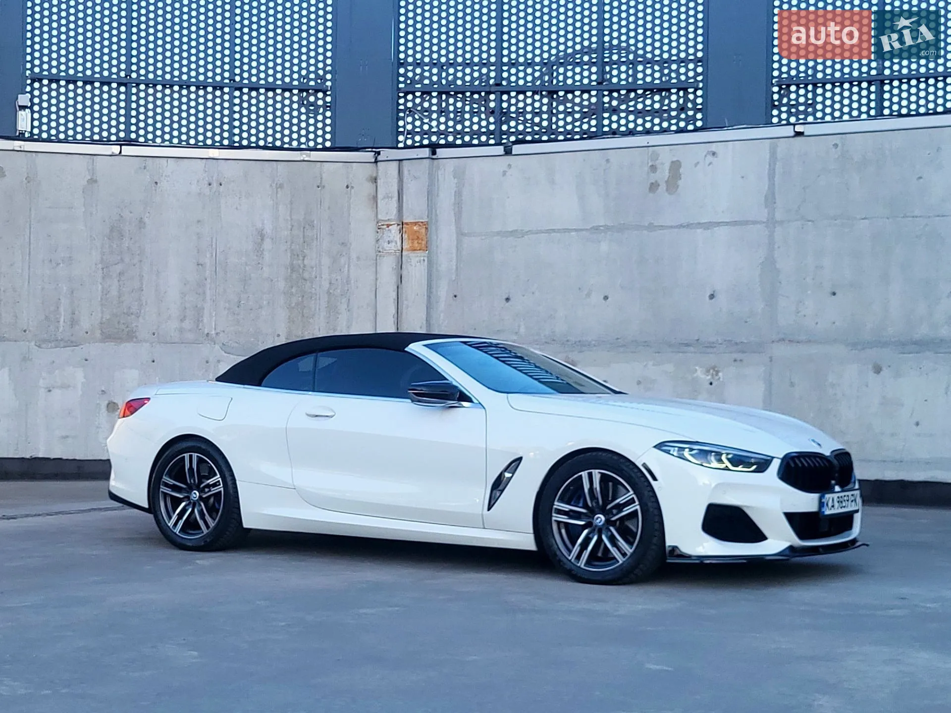 2019 BMW 8er - мініатюра 7