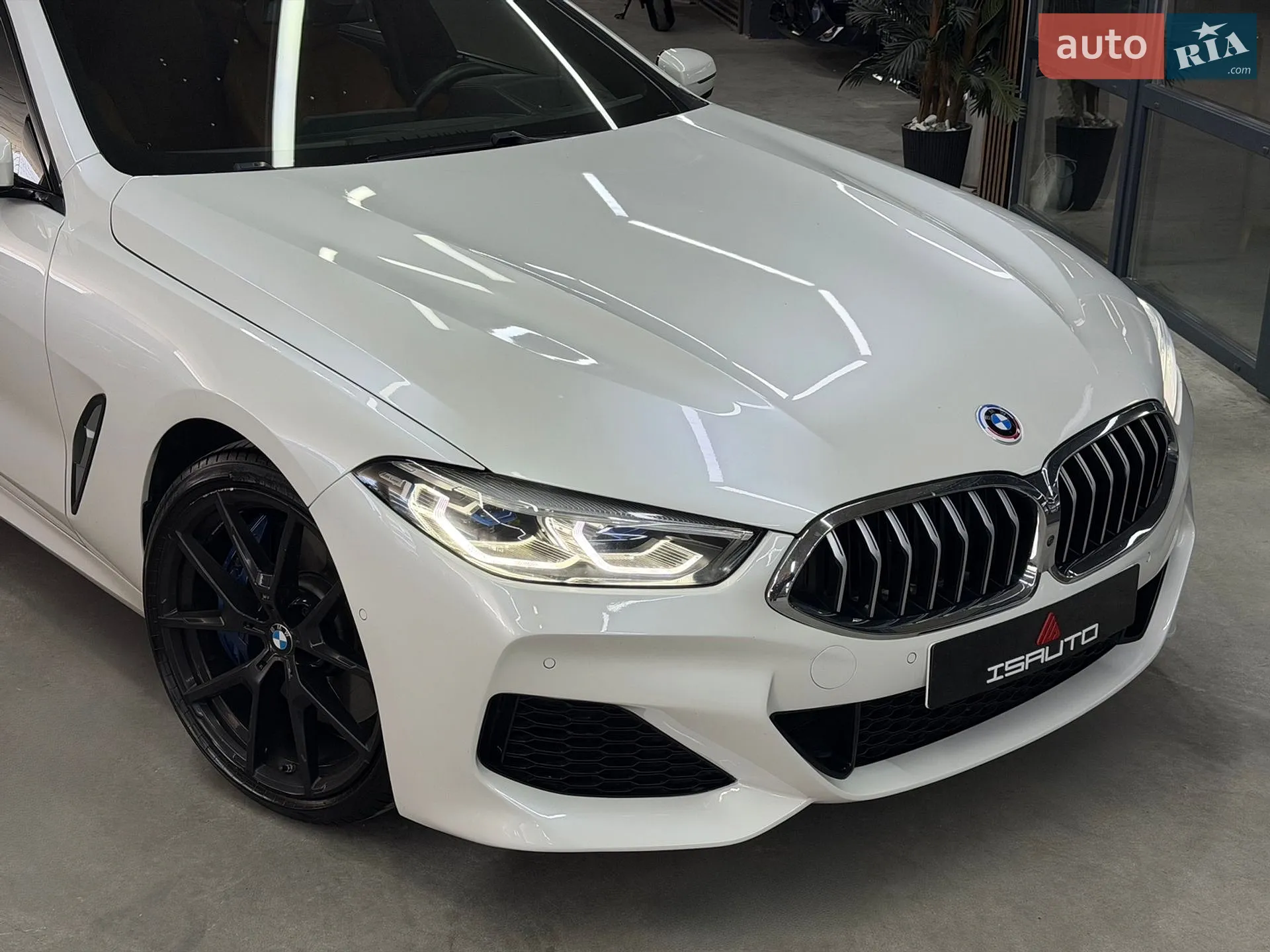 2021 BMW 8er - мініатюра 3